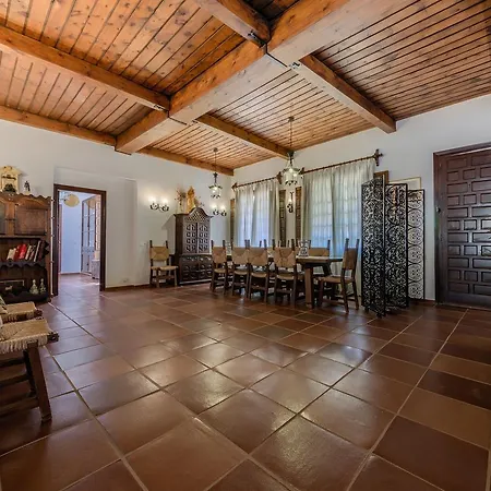 Country house Recreo De San Cayetano *